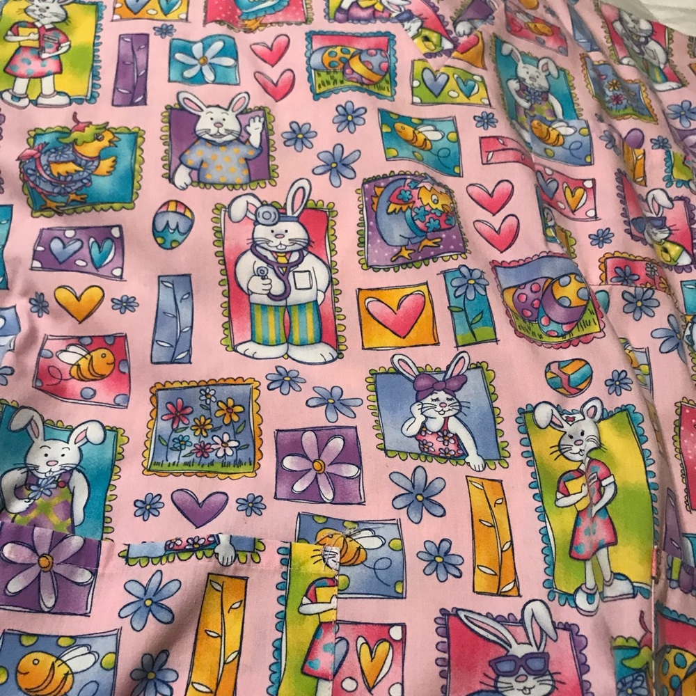 Scrub tops in excellent condition, like new